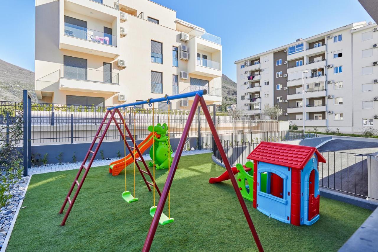 Bjelica Rental Apartments - Nela Apartment Tivat Exterior foto